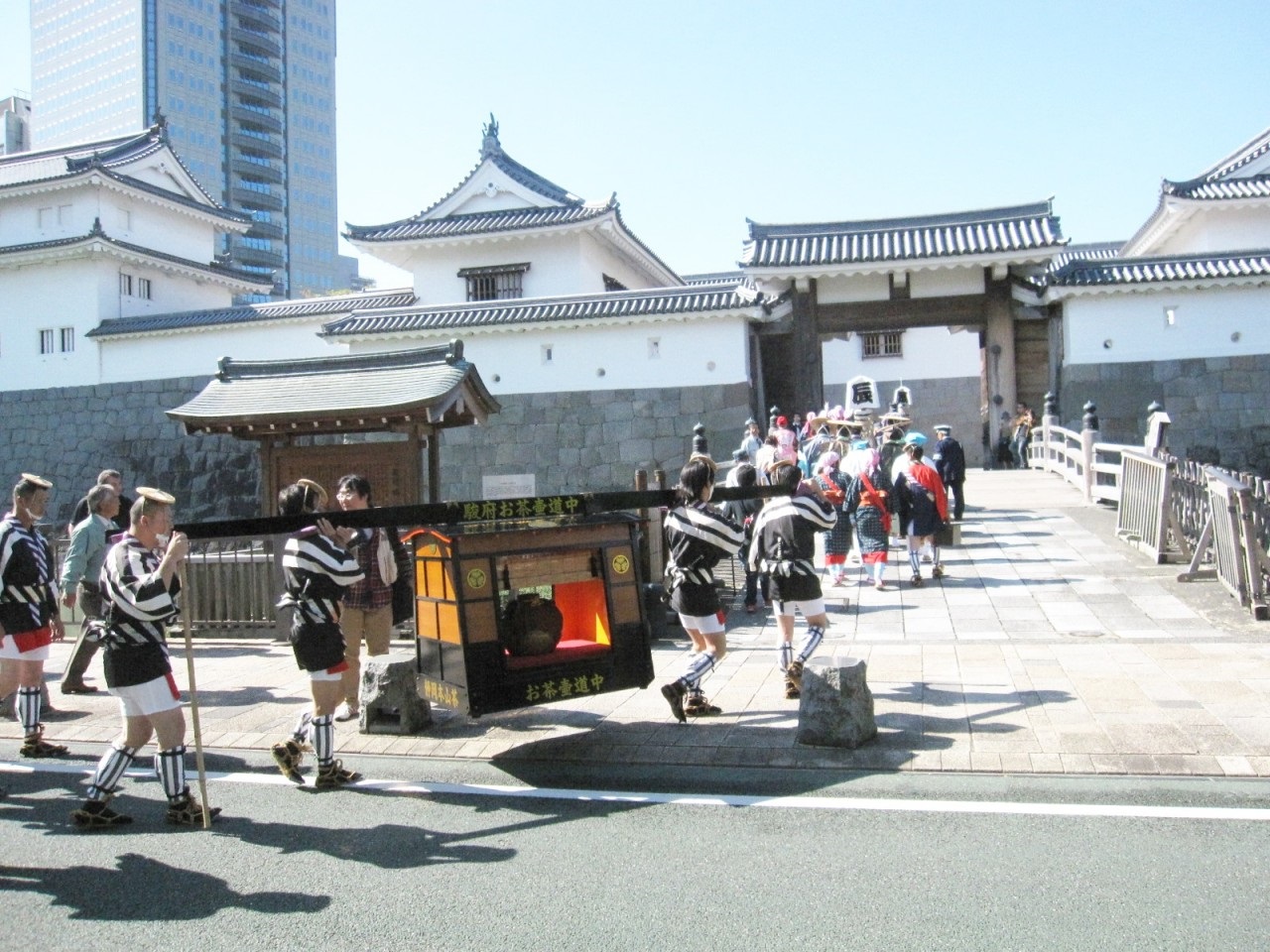 Door2Door transfer within the city. Shizuoka City ( Cherry Tomato )