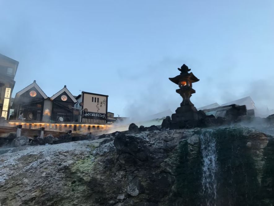 Cherry Tomato. 4 Hours Charter Transfer Within The City. Kusatsu (with Invisible Tour Guide Service On Demand)