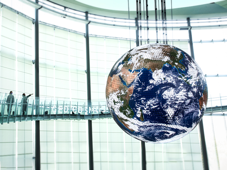 Tokyo Express:  One Way Shared Transfer from Central Tokyo Hotels to Museum in Tokyo + Pre-Loaded Welcome Suica Card"ALInoBABY" (510013.2122)