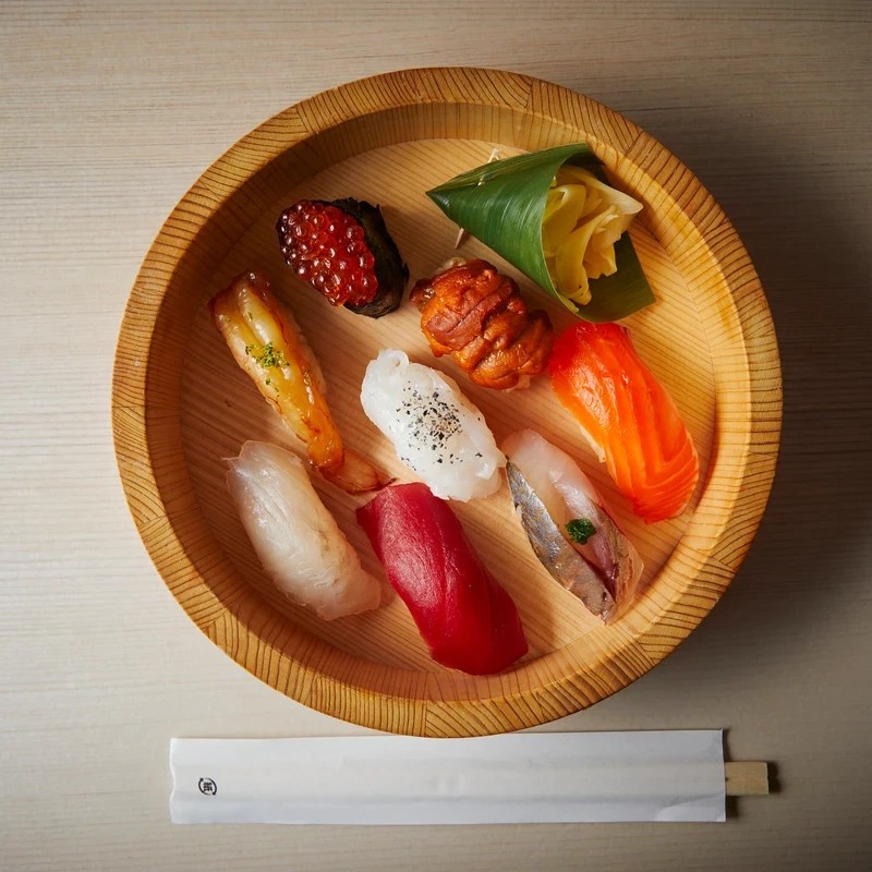 Tokyo Express:  One Way Shared Transfer from Central Tokyo Hotels to Sushi in Tokyo + Pre-Loaded Welcome Suica Card"ALInoBABY" (509287.2112)